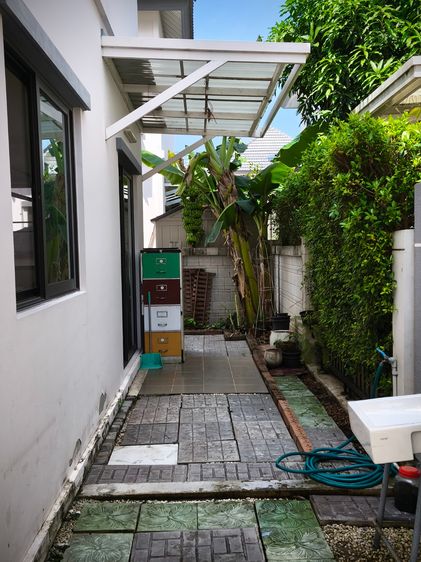 Property Perfect มีบางส่วน 2021 ขายด่วนบ้านแฝดรุ่นใหม่ไม่ติดใคร Modi Villa ราชพฤกษ์-ตัดใหม่ พื้นที่ 35 ตรว. พื้นที่ใช้สอยภายในบ้าน 135 ตรม. พร้อมประหยัดค่าไฟด้วย Solar Roof รูปที่ 2