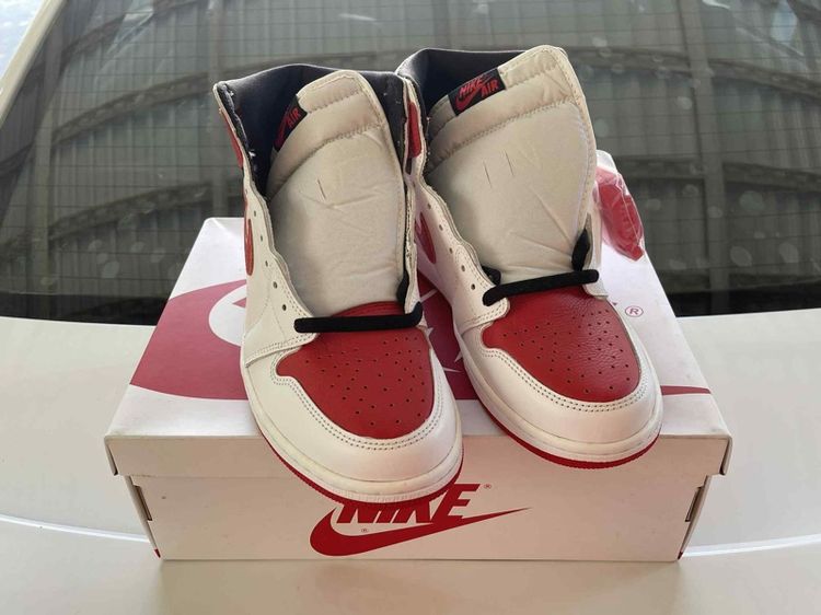 รองเท้าใหม่ของแท้