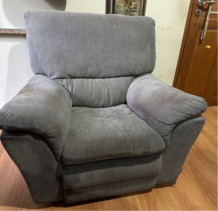 3 seat sofa รูปที่ 2