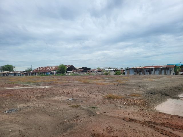 ที่ดินสวยถมแล้ว ติดถนน ผังสีชมพู ใกล้นิคมอุตสาหกรรมสินสาคร รูปที่ 4