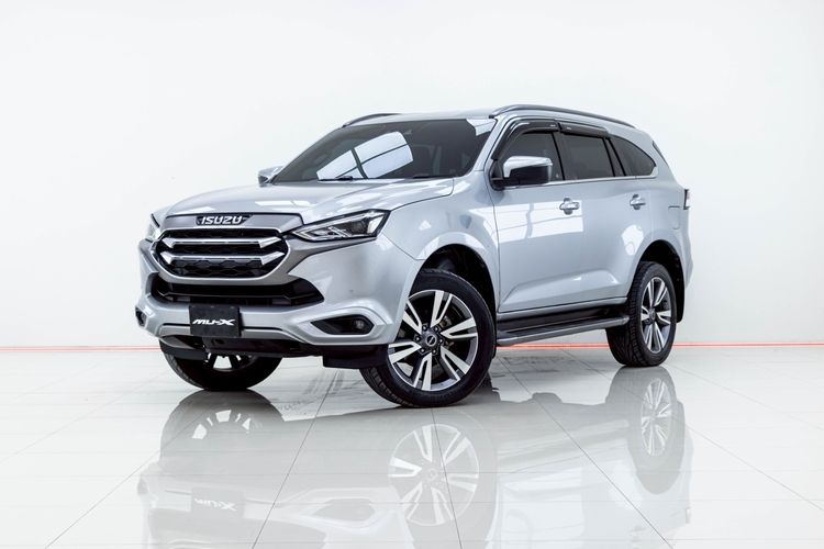 รถ Isuzu MU-X 3.0 Ultimate AT 2WD สี เทา