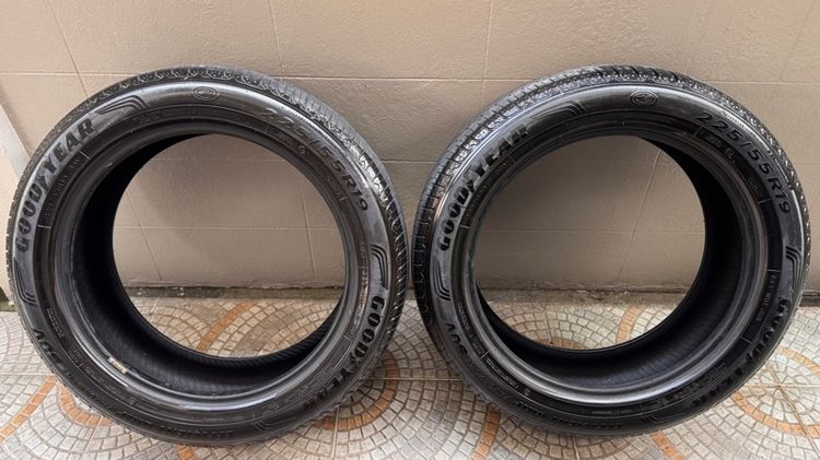 GOOD YEAR  EFFICIENT GRIP PERFORMANCE SUV 225 55 R19