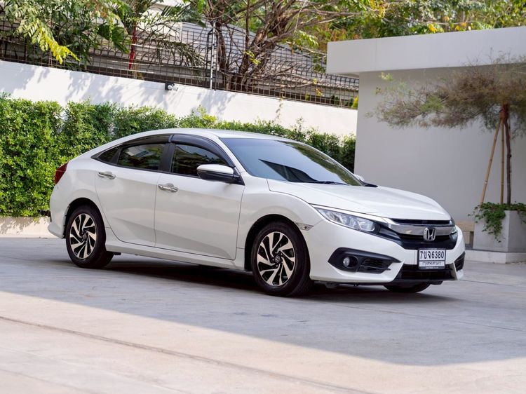 รถ Honda Civic 1.8 EL i-VTEC สี ขาว