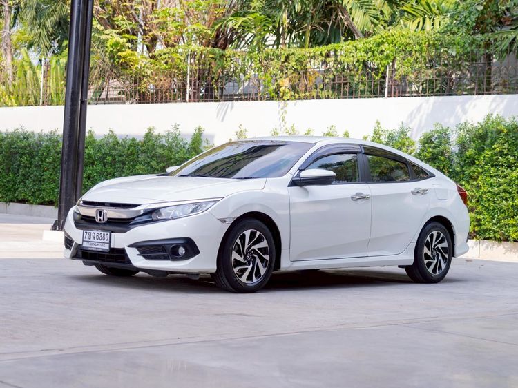 Honda Civic 2017 1.8 EL i-VTEC Sedan เบนซิน ไม่ติดแก๊ส เกียร์อัตโนมัติ ขาว รูปที่ 3