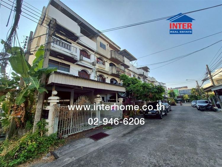 ทาวน์เฮ้าส์ 3.5 ชั้น 34 ตร.ว. หมู่บ้านวิภาวดี วิลล่า ใกล้มหาวิทยาลัยหอการค้า ซอยวิภาวดีรังสิต2 แยก4-4-1 ถนนวิภาวดีรังสิต เขตดินแดง กรุงเทพ รูปที่ 3