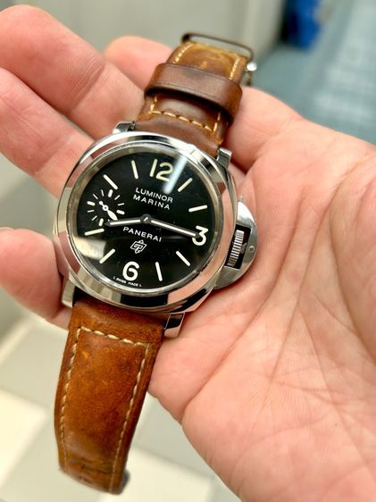 สายนาฬิกาหนังแท้ พร้อมบัคเคิล