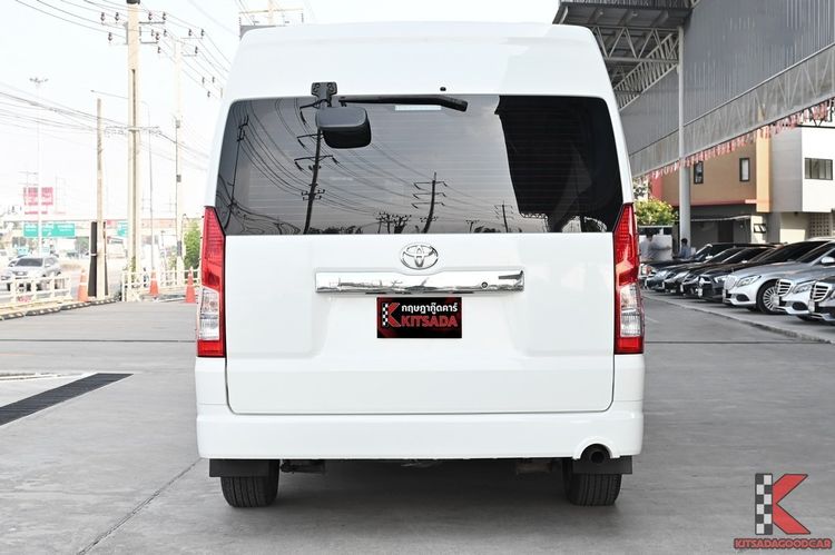 Toyota Commuter 2023 2.8 Van ดีเซล ไม่ติดแก๊ส เกียร์อัตโนมัติ ขาว รูปที่ 4