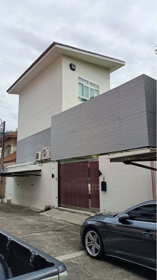 บ้านเดี่ยว พร้อมตึก3ชั้น ปรีดีพน