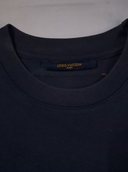 เสื้อคอกลม Louis Vuitton รูปที่ 2
