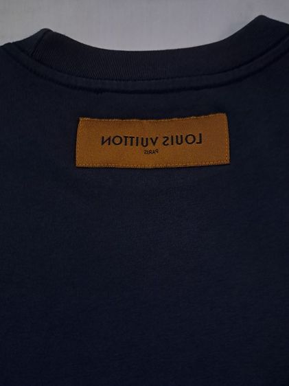 เสื้อคอกลม Louis Vuitton รูปที่ 5