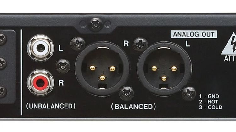 TASCAM CD-400U CD SD USB Player with Bluetooth FM AM tuner ประกันศูนย์ รูปที่ 4