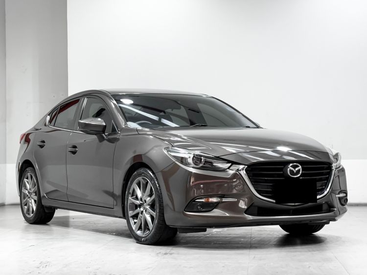 Mazda Mazda3 2017 2.0 S Sedan เบนซิน เกียร์อัตโนมัติ น้ำตาล รูปที่ 3
