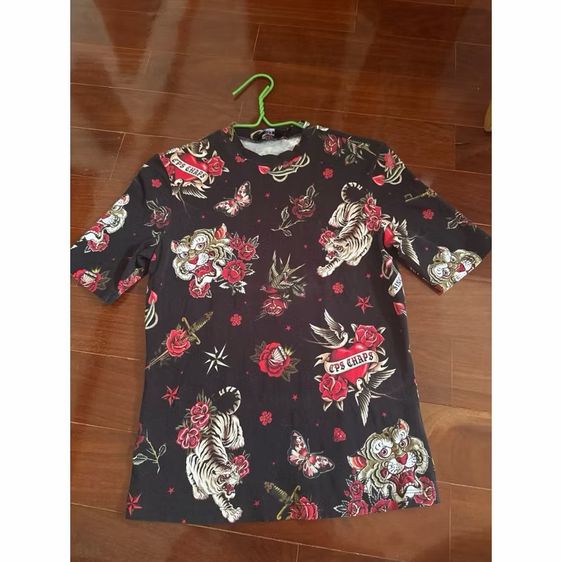 ส่งต่อเสื้อ CPS CHAPS ทรง regular fit พอดีตัว เสื้อผู้หญิง สีดำ ลายเสือ size M รูปที่ 2