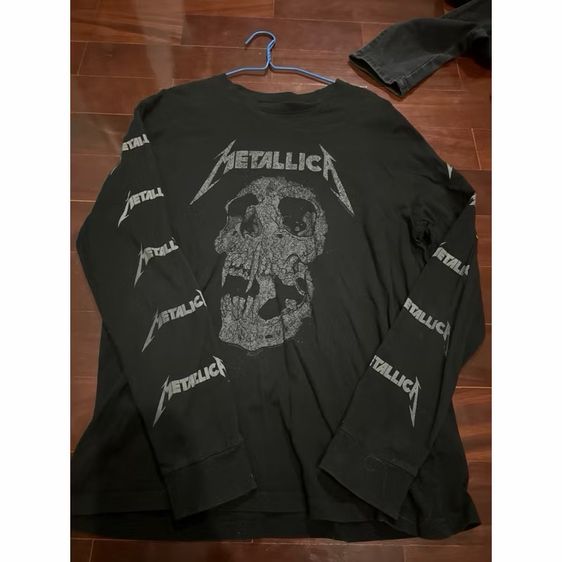 เสื้อแขนยาว metallica แท้ H and M ปี 2019 size L มือ 2