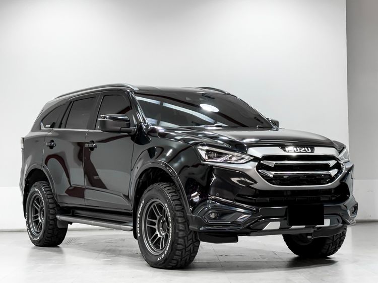 Isuzu MU-X 2022 3.0 Ultimate AT 4WD Utility-car ดีเซล เกียร์อัตโนมัติ ดำ รูปที่ 3