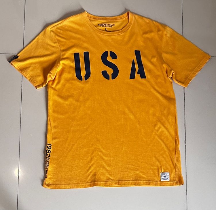 เสื้อแขนสั้น