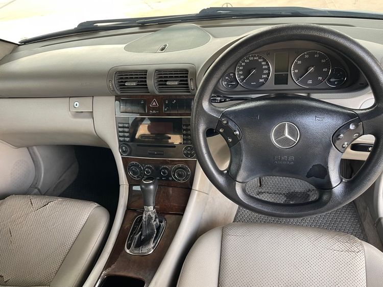 Mercedes-Benz C-Class 2005 C180 Kompressor Sedan เบนซิน ไม่ติดแก๊ส เกียร์อัตโนมัติ บรอนซ์เงิน รูปที่ 3