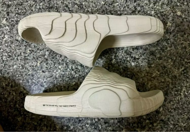 Adidas Originals ADILETTE 22 เบอร์43 รูปที่ 3