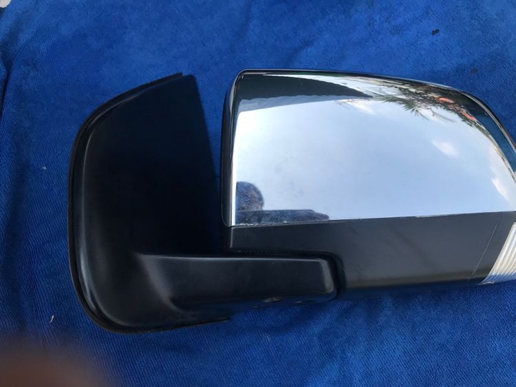 กระจกมองข้าง  เก่าแท้ รูปที่ 8