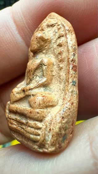 พระรอด วัดมหาวัน พิมพ์ใหญ่  รูปที่ 5