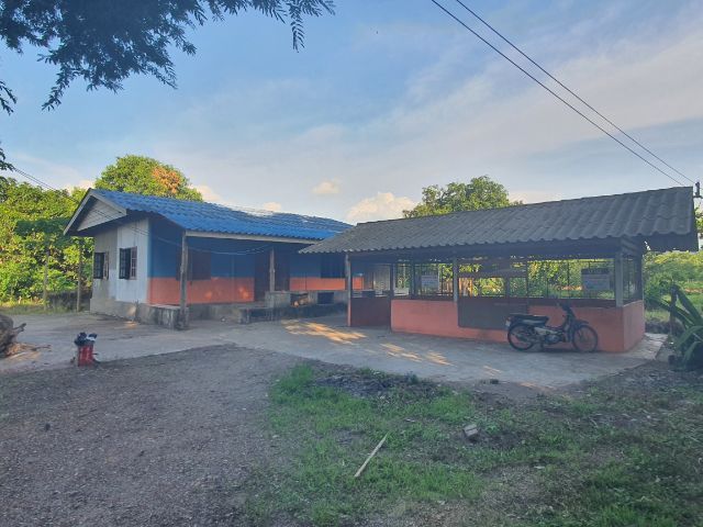 ขายบ้านพร้อมที่ดิน ผาเลือด ท่าปลา