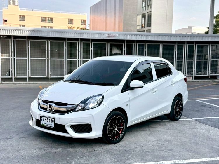 รถ Honda Brio 1.2 V สี ขาว