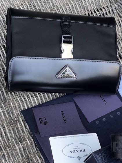 PRADA ReNylon Leather Shoulder Bag รูปที่ 8