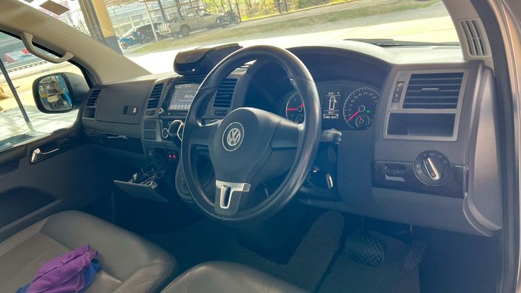 Volkswagen Caravelle 2012 2.0 TDi Van เบนซิน ไม่ติดแก๊ส เกียร์อัตโนมัติ บรอนซ์เงิน รูปที่ 2