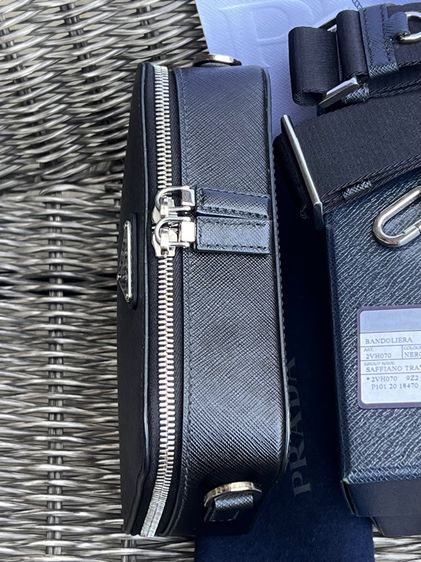 Prada Brique Saffiano Leather Bag รูปที่ 11