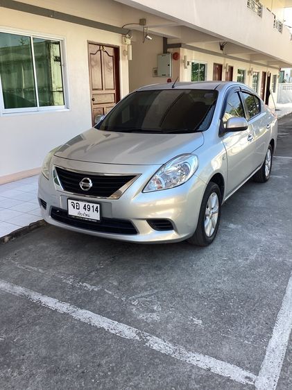 รถ Nissan Almera 1.2 V สี เทา