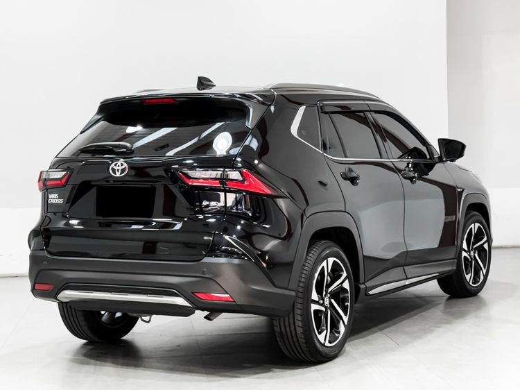 Toyota Yaris Cross 2025 1.5 HEV Premium Luxury Utility-car ไฮบริด เกียร์อัตโนมัติ ดำ รูปที่ 4