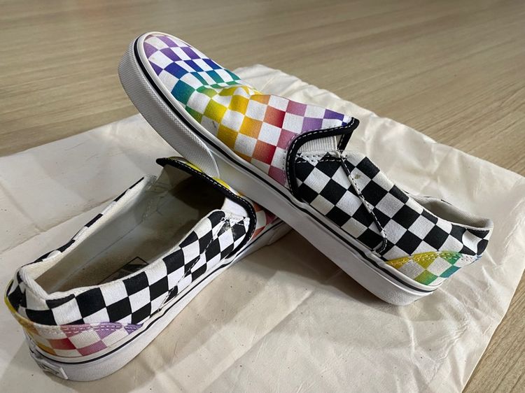 VANS  รูปที่ 2