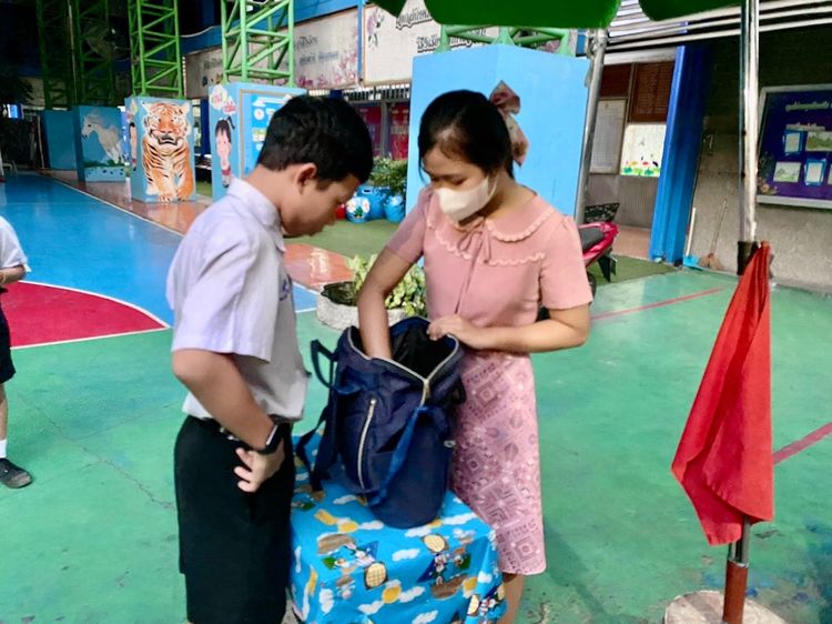 ชุดเดรสคุณครู ไม่มีตำหนิ ส่งฟรี รูปที่ 3