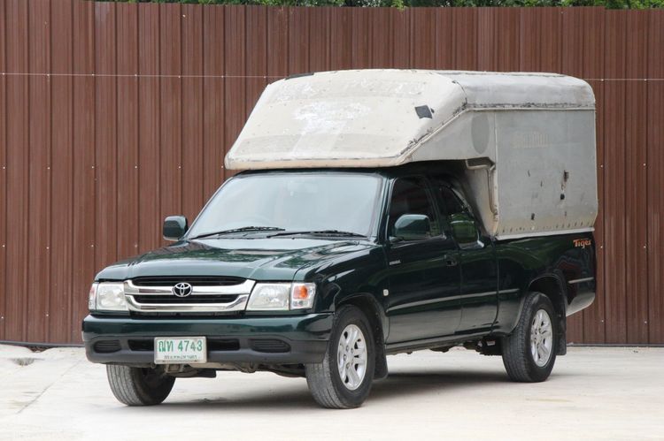 รถ Toyota Hilux Tiger 2.5 J สี เขียว