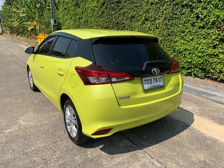 Toyota Yaris 2018 1.2 E Sedan เบนซิน ไม่ติดแก๊ส เกียร์อัตโนมัติ เขียว รูปที่ 4