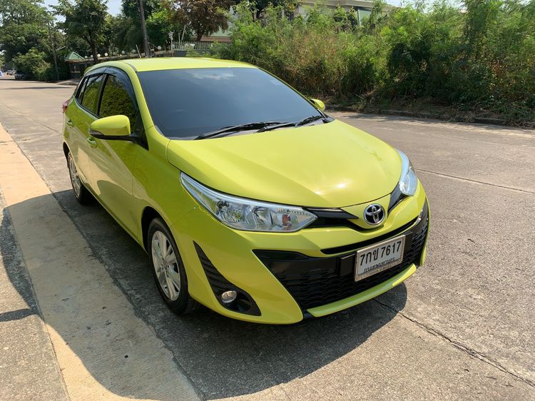 Toyota Yaris 2018 1.2 E Sedan เบนซิน ไม่ติดแก๊ส เกียร์อัตโนมัติ เขียว รูปที่ 3
