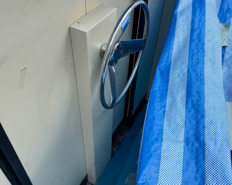 ตู้เก็บเอกสารแบบรางเลื่อนที่มีประมาณ 8 ตู้  รูปที่ 7