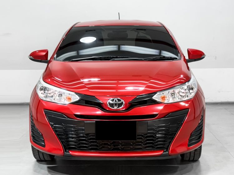 Toyota Yaris 2019 1.2 E Sedan เบนซิน เกียร์อัตโนมัติ แดง รูปที่ 2