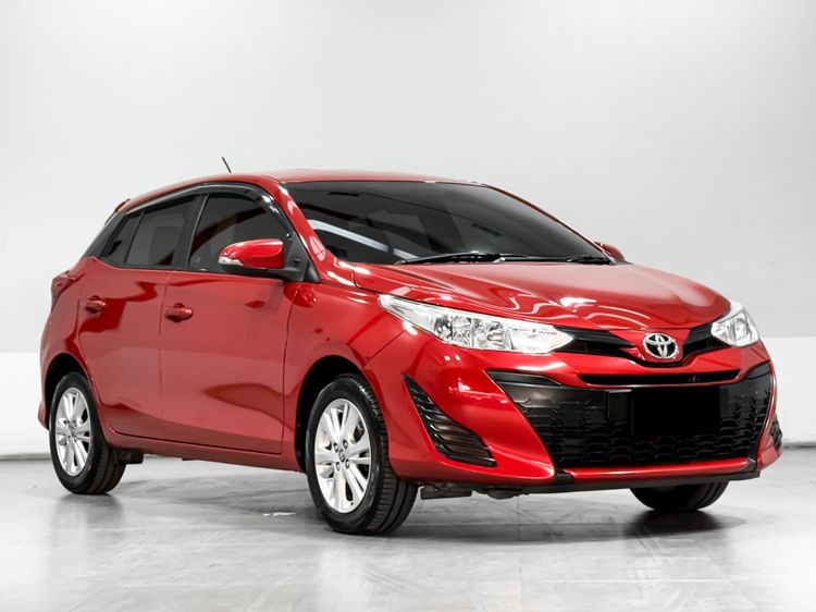 Toyota Yaris 2019 1.2 E Sedan เบนซิน เกียร์อัตโนมัติ แดง รูปที่ 3