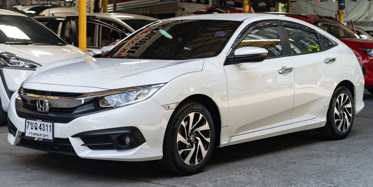 Honda Civic 2017 1.8 EL i-VTEC Sedan เบนซิน ไม่ติดแก๊ส เกียร์อัตโนมัติ ขาว รูปที่ 2