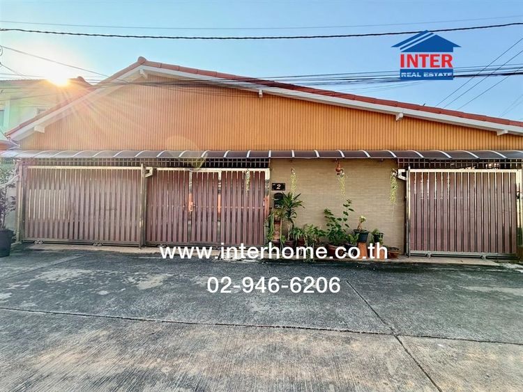 บ้านเดี่ยว 1 ชั้น 57 ตร.ว. หมู่บ้านโอษธิศ 1 ซอยโชคชัย4 ซอย31-1 แยก4 ถนนโชคชัย4 เขตลาดพร้าว กรุงเทพมหานคร