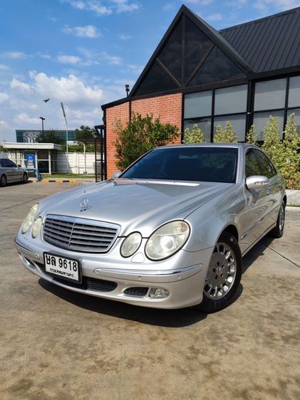 Mercedes-Benz E-Class 2005 E200 Kompressor Sedan เบนซิน ไม่ติดแก๊ส เกียร์อัตโนมัติ บรอนซ์เงิน รูปที่ 2