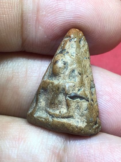 พระนางพญาพร้อมตลับเงิน รูปที่ 4