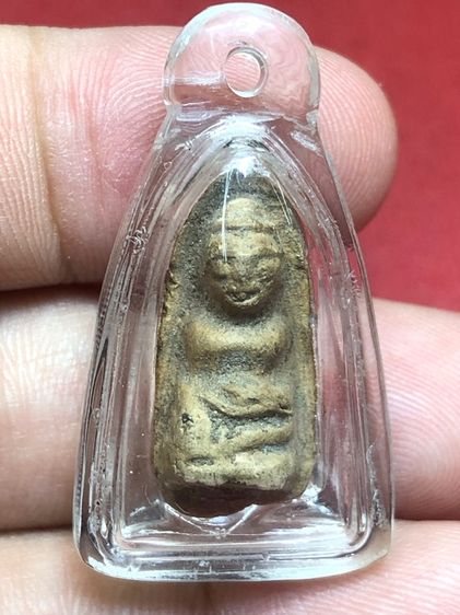 พระถ้ำเสือเนื้อดิน