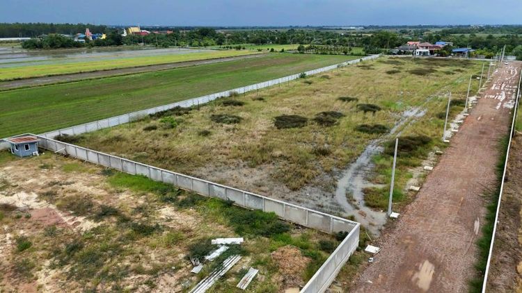 ไม่ใช่ พื้นที่สีม่วง ที่ดินคลอง9 ลำลูกกา ปทุมธานี (ถมแล้วสวยสร้างโรงงานได้เลย)
2ไร่ 24 ตร.ว ไร่ละ 6.5 ล้านบาท รูปที่ 3