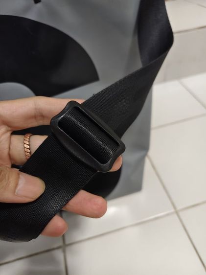 กระเป๋าผ้าใบ งานสั่งตัด ไม่มีlogo  brand สภาพสวย ตัดเย็บดี รูปที่ 3