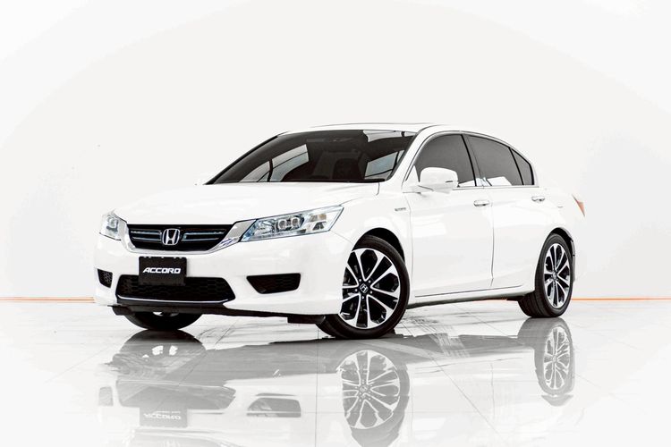 Honda Accord 2015 2.0 Hybrid Tech Sedan ไฮบริด ไม่ติดแก๊ส เกียร์อัตโนมัติ ขาว