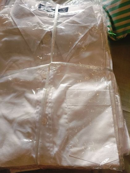 เสื้อเชิ้ตสีขาวแขนสั้น Slim Fit คอตตอน100เปอร์เซ็นทรงสุภาพ รูปที่ 2