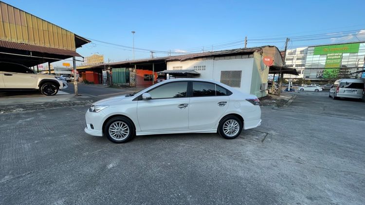 Toyota Vios 2016 1.5 Exclusive Sedan เบนซิน ไม่ติดแก๊ส เกียร์อัตโนมัติ ขาว รูปที่ 4