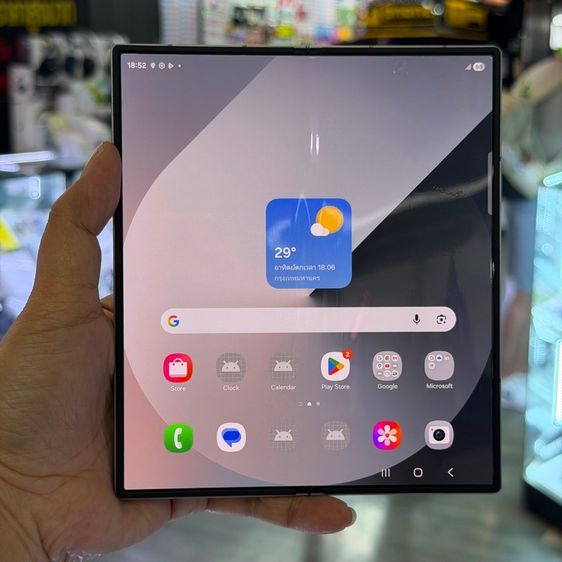 อื่นๆ 256 GB Samsung Z Fold6 สีเงิน เครื่องศูนย์ สภาพสวยมาก จอ7.6นิ้ว แรม12รอม256 Snap8 Gen3 กล้อง50ล้าน(3ตัว)❤️❤️